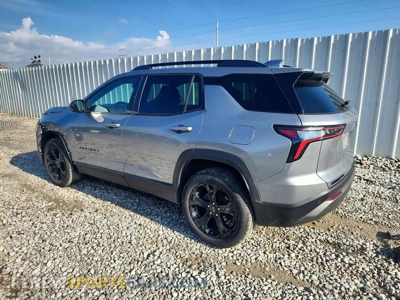 2 fotografías del automóvil dañado 3GNAXPEG7SL231022 CHEVROLET EQUINOX 2025