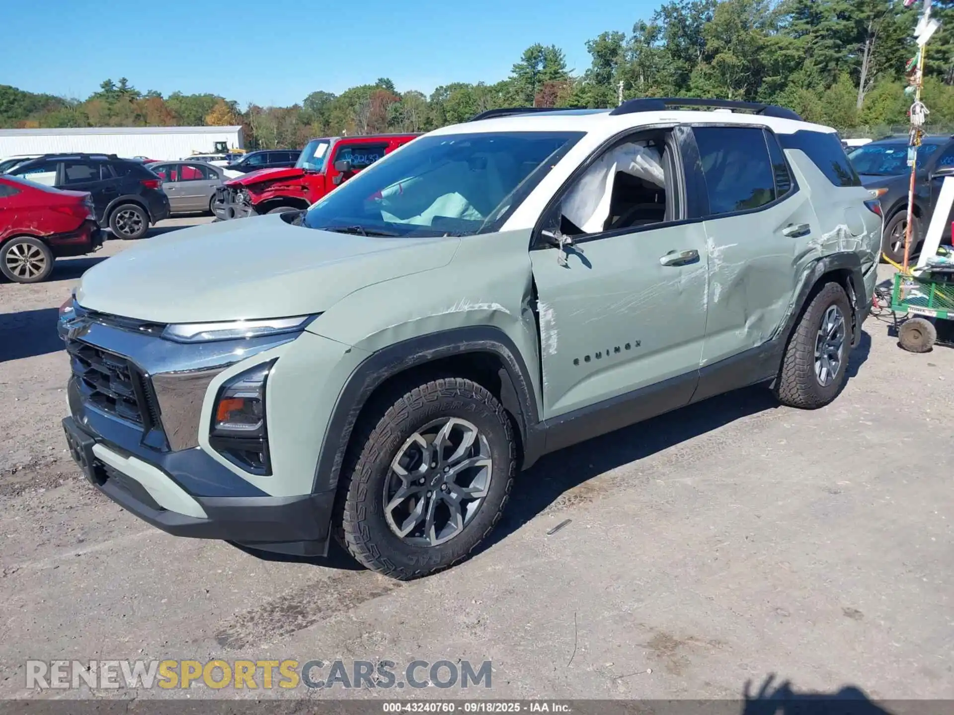 2 Photograph of a damaged car 3GNAXSEG7SL165977 CHEVROLET EQUINOX 2025
