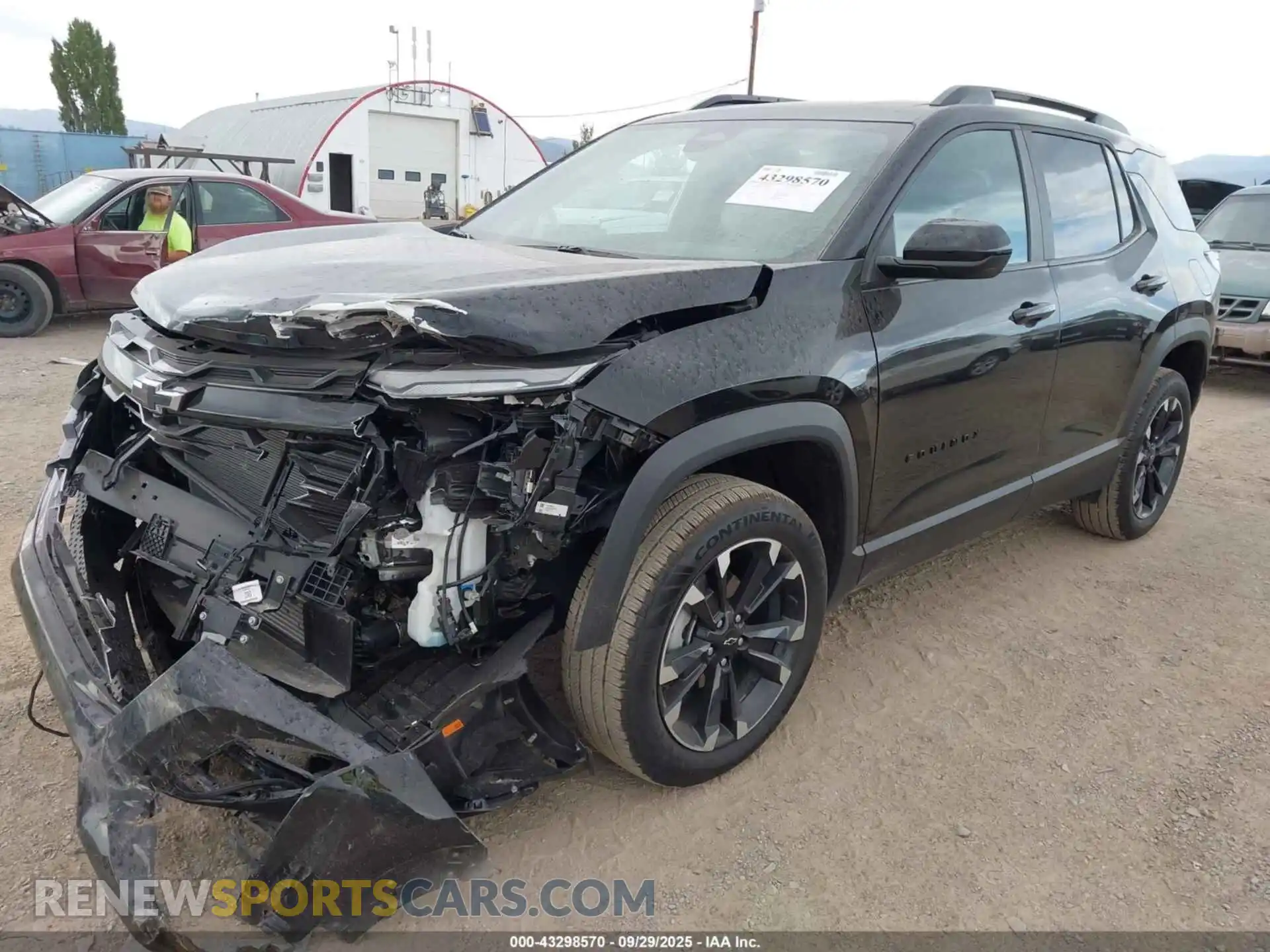 2 Фотография поврежденного автомобиля 3GNAXTEG7SL284800 CHEVROLET EQUINOX 2025