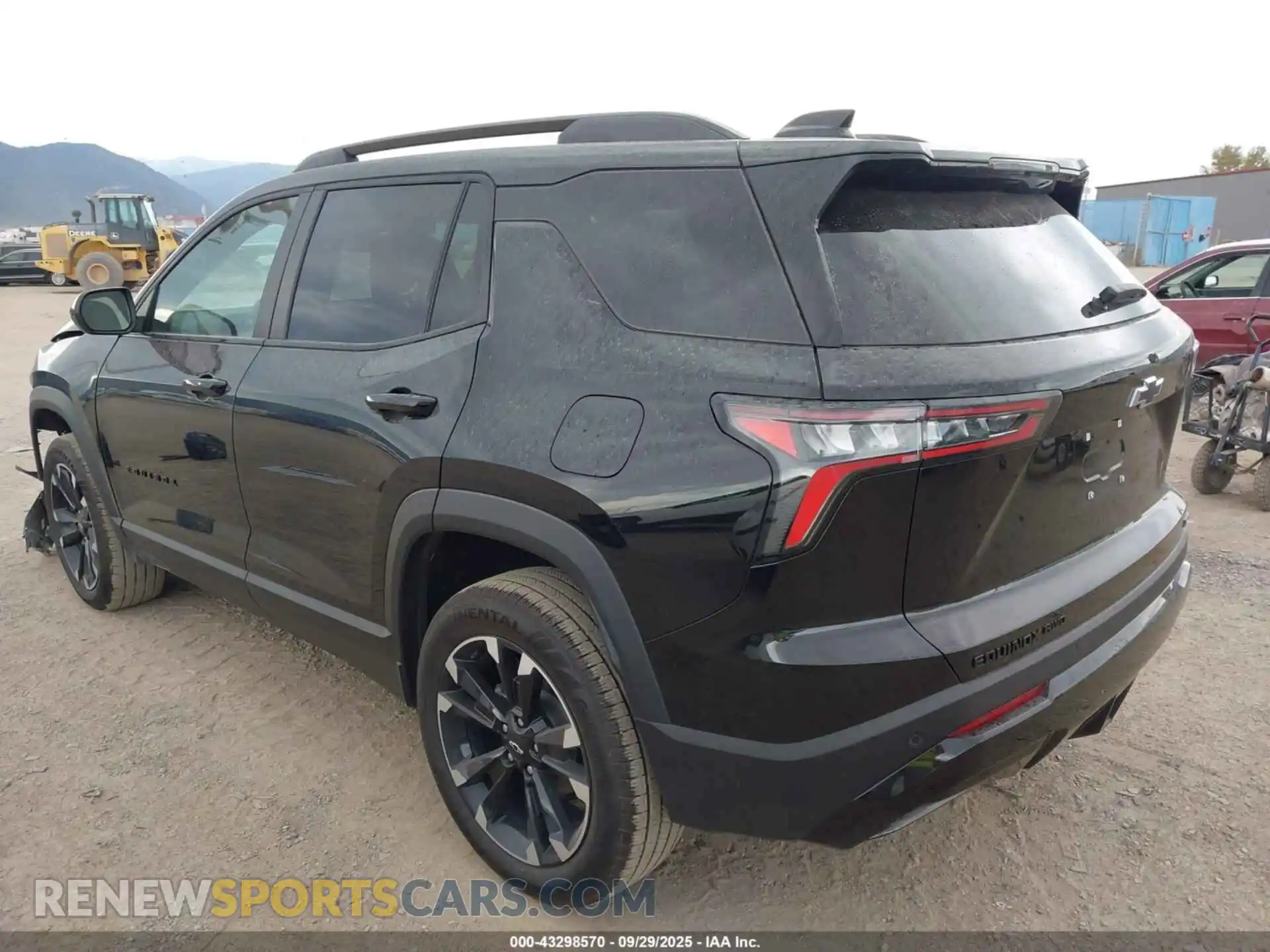 3 Фотография поврежденного автомобиля 3GNAXTEG7SL284800 CHEVROLET EQUINOX 2025