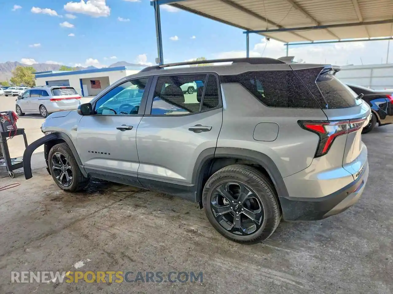 2 Photograph of a damaged car 3GNAXPEG7TL242572 CHEVROLET EQUINOX 2026
