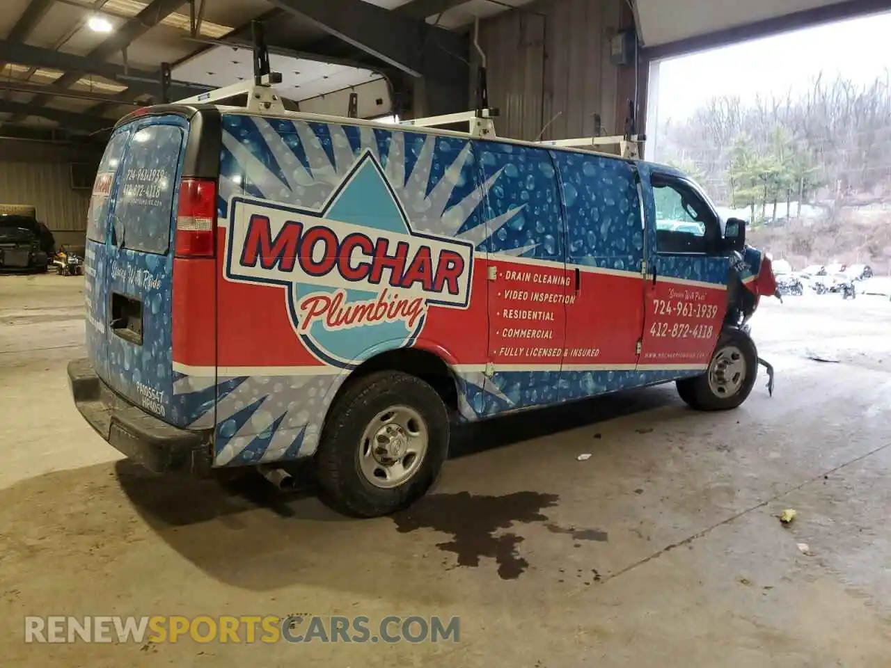 3 Photograph of a damaged car 1GCWGAFP1K1170896 CHEVROLET EXPRESS 2019