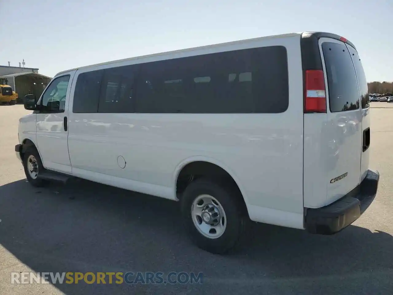 2 Photograph of a damaged car 1GAZGPFG8L1176429 CHEVROLET EXPRESS 2020