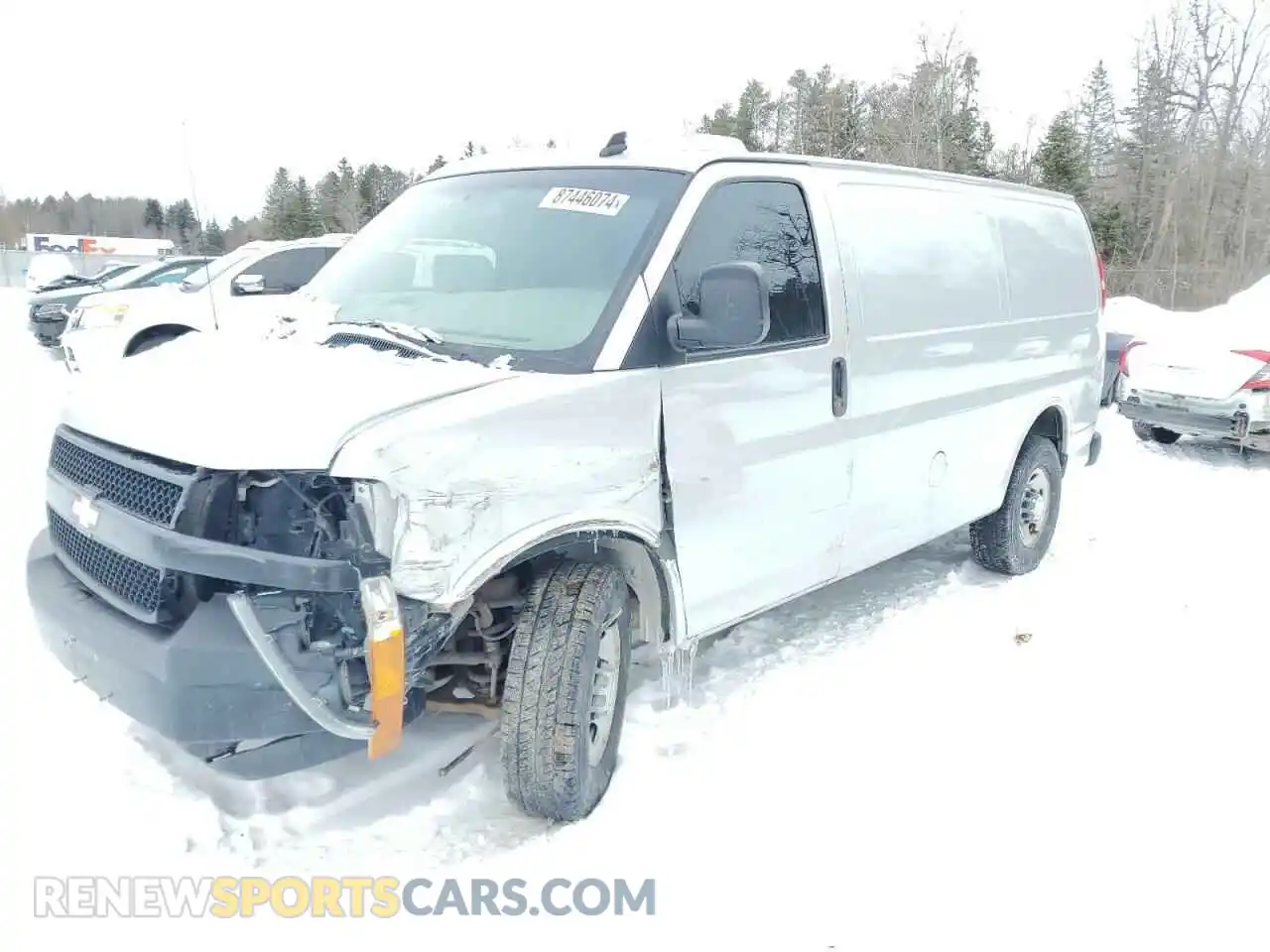 1 Фотография поврежденного автомобиля 1GCWGAFG7L1125771 CHEVROLET EXPRESS 2020