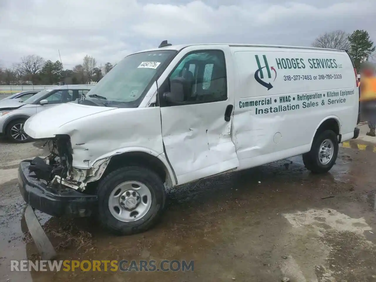 1 Photograph of a damaged car 1GCWGAFGXL1119169 CHEVROLET EXPRESS 2020