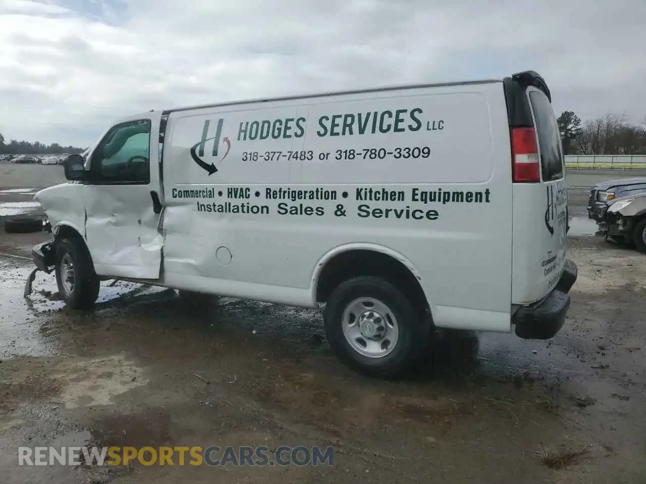 2 Photograph of a damaged car 1GCWGAFGXL1119169 CHEVROLET EXPRESS 2020
