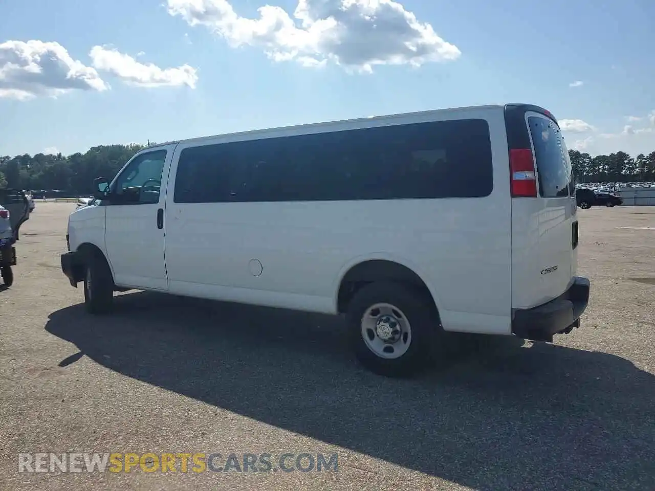 2 Photograph of a damaged car 1GAZGNF72M1196195 CHEVROLET EXPRESS 2021