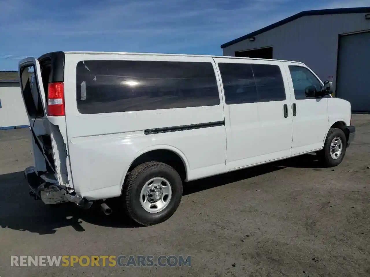 3 Photograph of a damaged car 1GAZGPFP5M1222896 CHEVROLET EXPRESS 2021