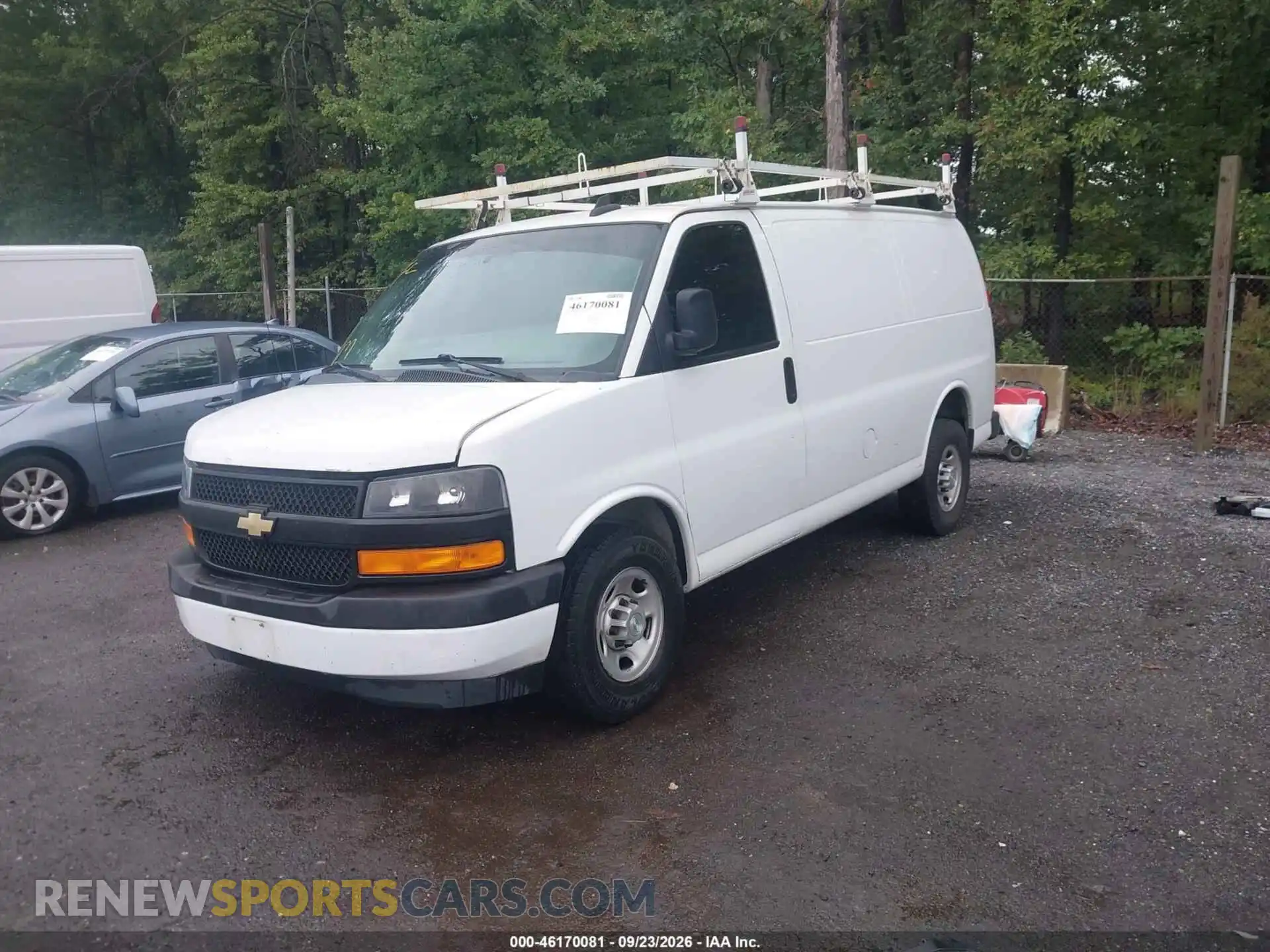 2 Фотография поврежденного автомобиля 1GCWGAF73M1167839 CHEVROLET EXPRESS 2021