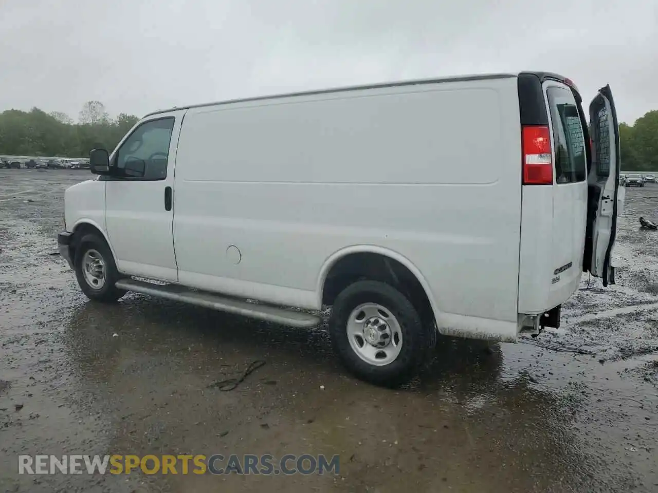 2 Photograph of a damaged car 1GCWGAF78M1259125 CHEVROLET EXPRESS 2021