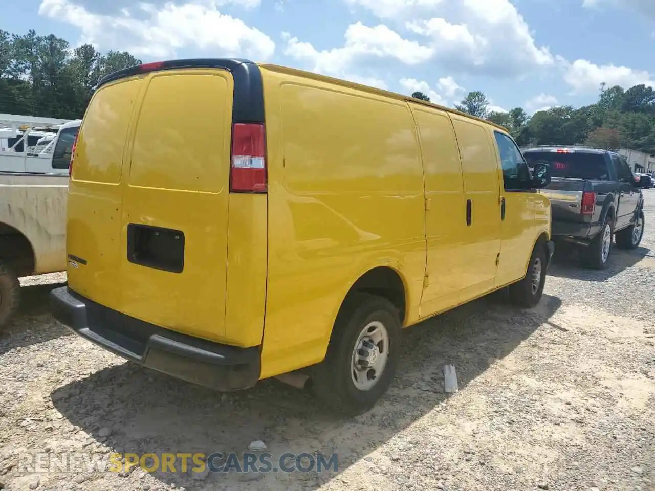 3 Photograph of a damaged car 1GCWGAFP3M1166870 CHEVROLET EXPRESS 2021
