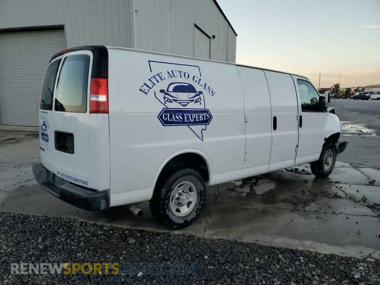 3 Photograph of a damaged car 1GCWGBFP0M1206747 CHEVROLET EXPRESS 2021