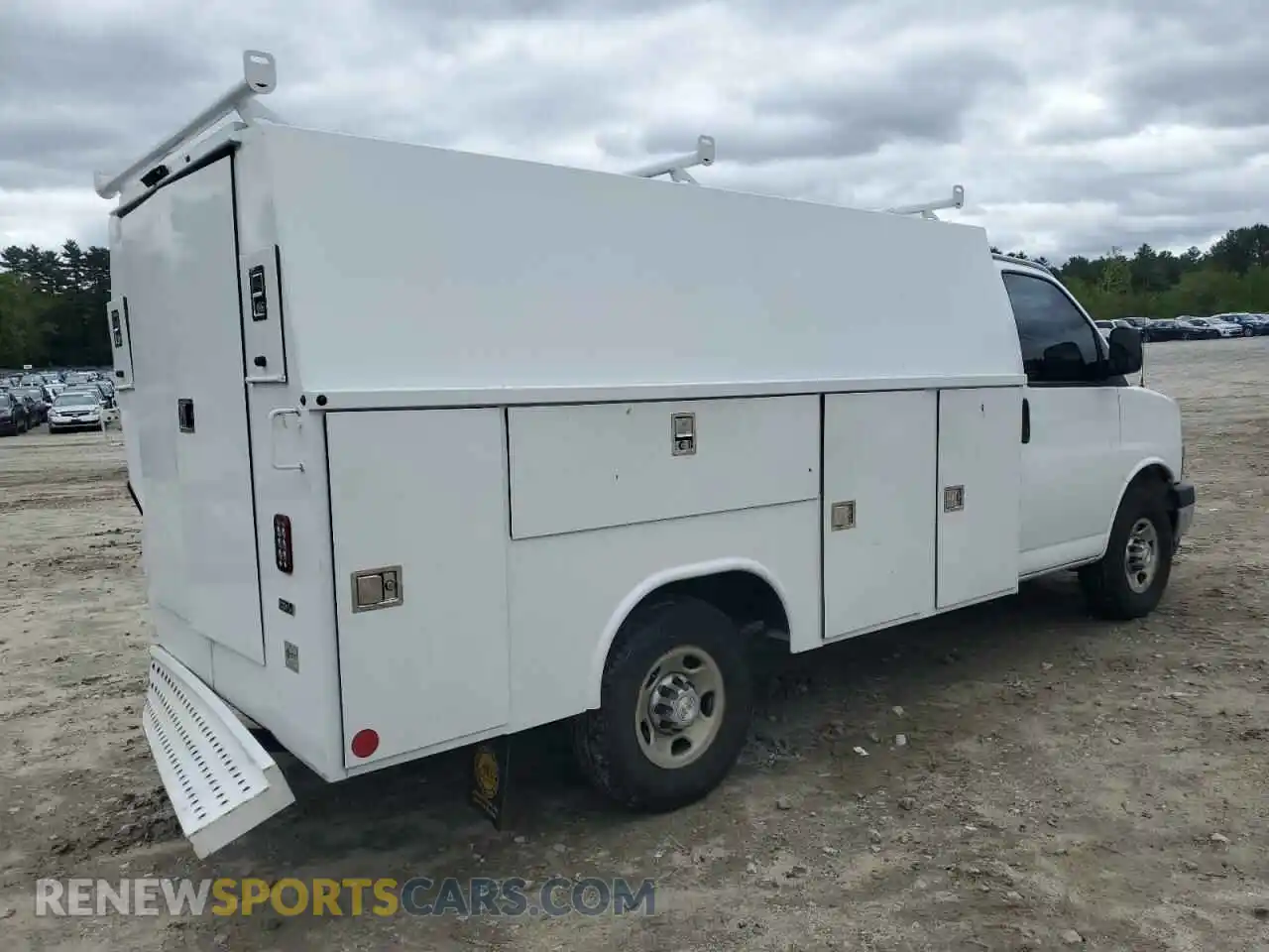 3 Photograph of a damaged car 1HA0GRF75MN001864 CHEVROLET EXPRESS 2021