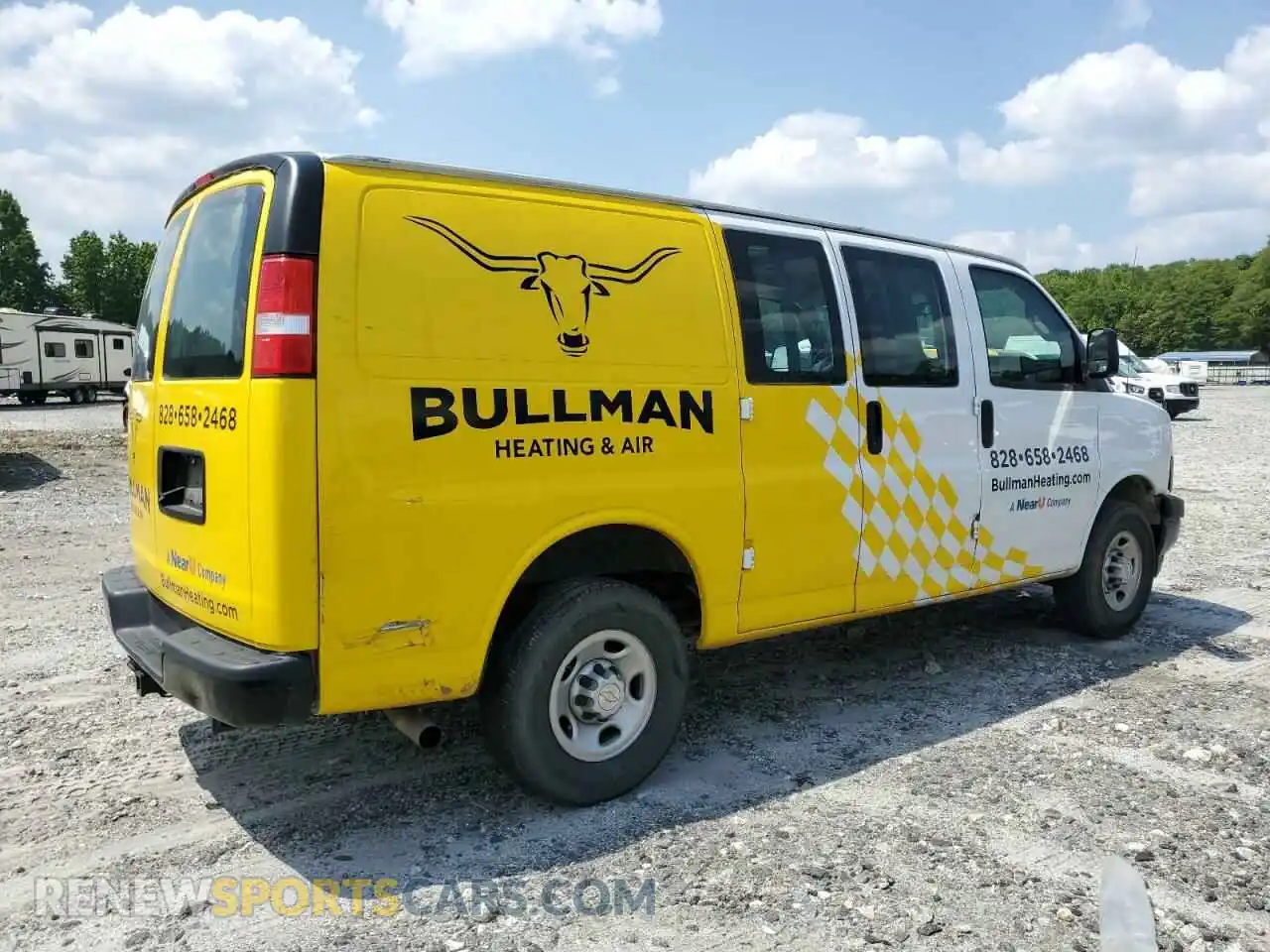 3 Photograph of a damaged car 1GCWGAF71N1198508 CHEVROLET EXPRESS 2022