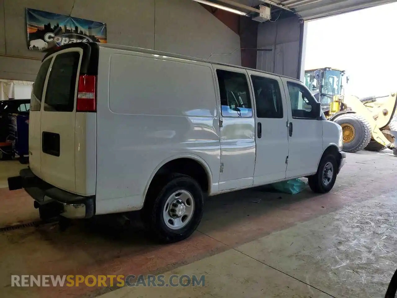 3 fotografías del automóvil dañado 1GCWGAF79N1195887 CHEVROLET EXPRESS 2022