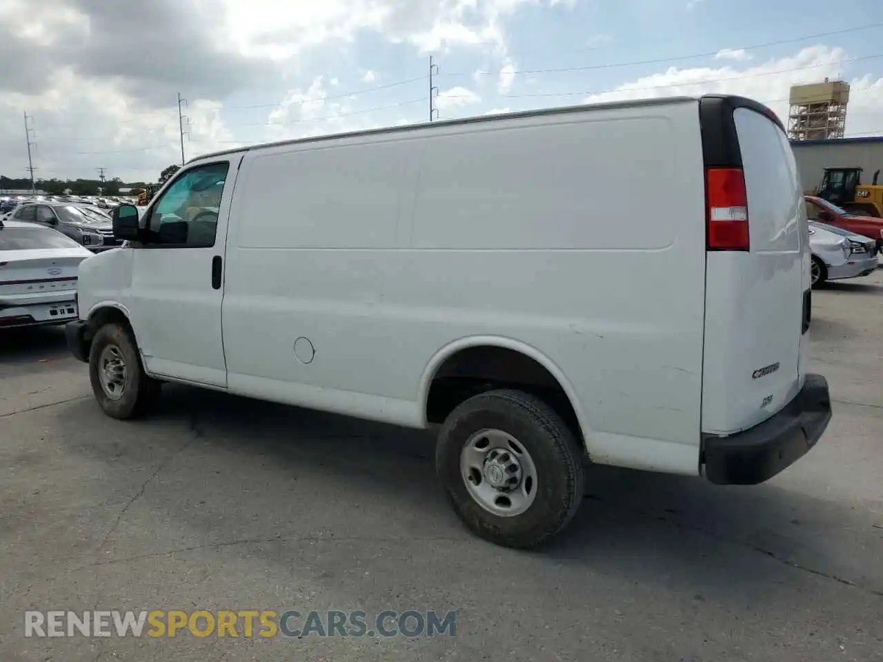 2 Фотография поврежденного автомобиля 1GCWGAFP1N1174516 CHEVROLET EXPRESS 2022