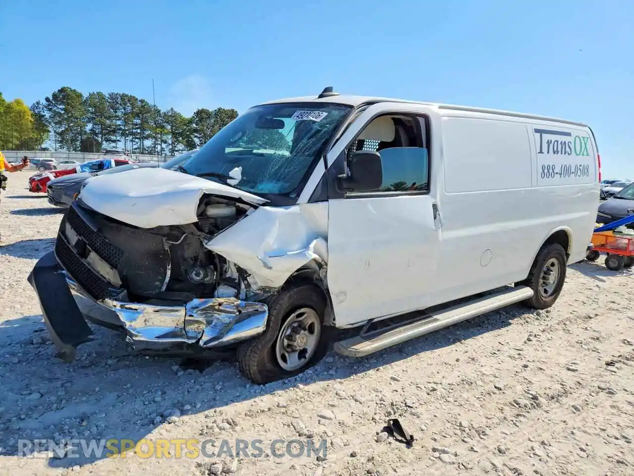 1 Фотография поврежденного автомобиля 1GCWGAFP1N1211290 CHEVROLET EXPRESS 2022