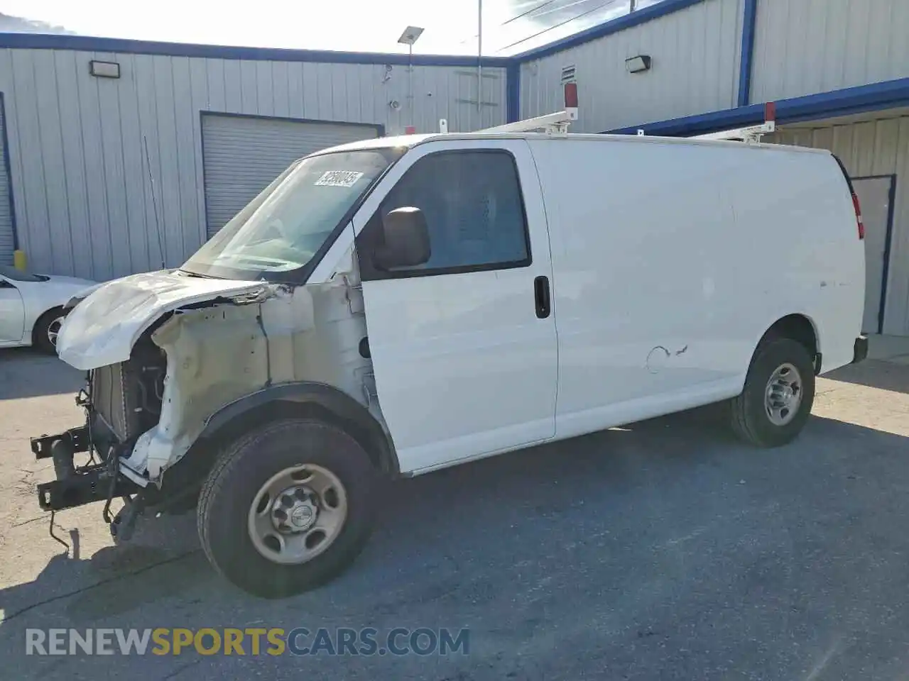 1 Photograph of a damaged car 1GCWGAFP7N1281800 CHEVROLET EXPRESS 2022