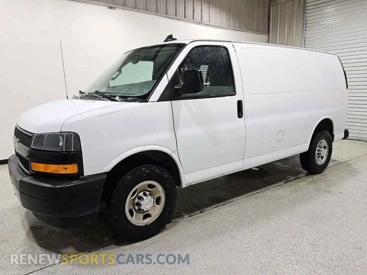 1 Photograph of a damaged car 1GCWGAFP8N1217250 CHEVROLET EXPRESS 2022