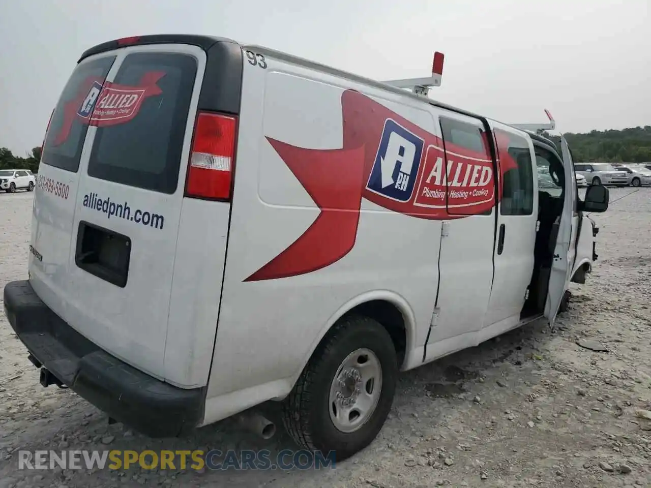 3 Photograph of a damaged car 1GCWGAFP8N1271101 CHEVROLET EXPRESS 2022
