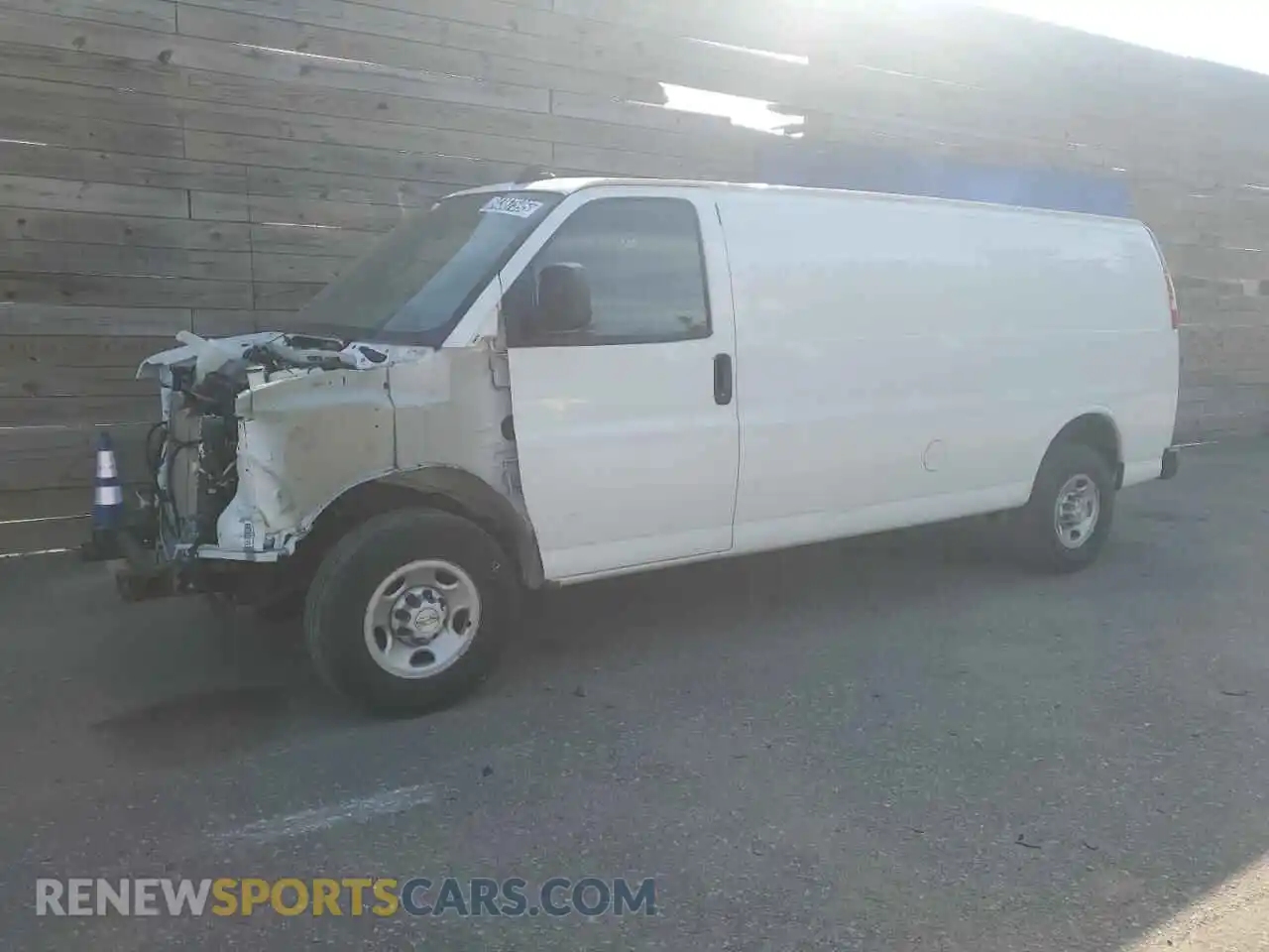 1 Photograph of a damaged car 1GCZGHFP1N1178216 CHEVROLET EXPRESS 2022