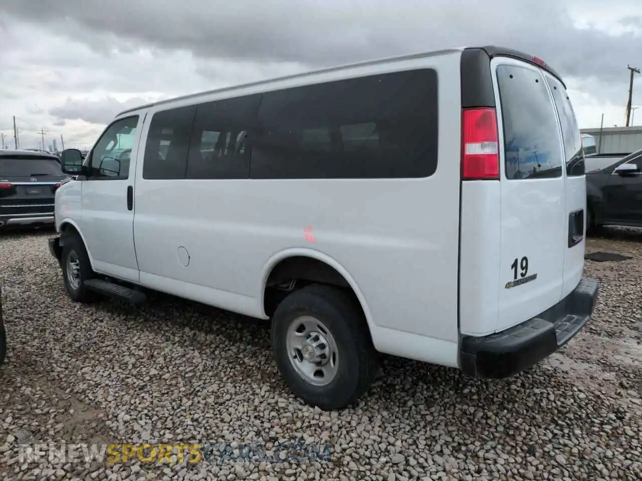 2 Фотография поврежденного автомобиля 1GAWGEFP4P1211318 CHEVROLET EXPRESS 2023