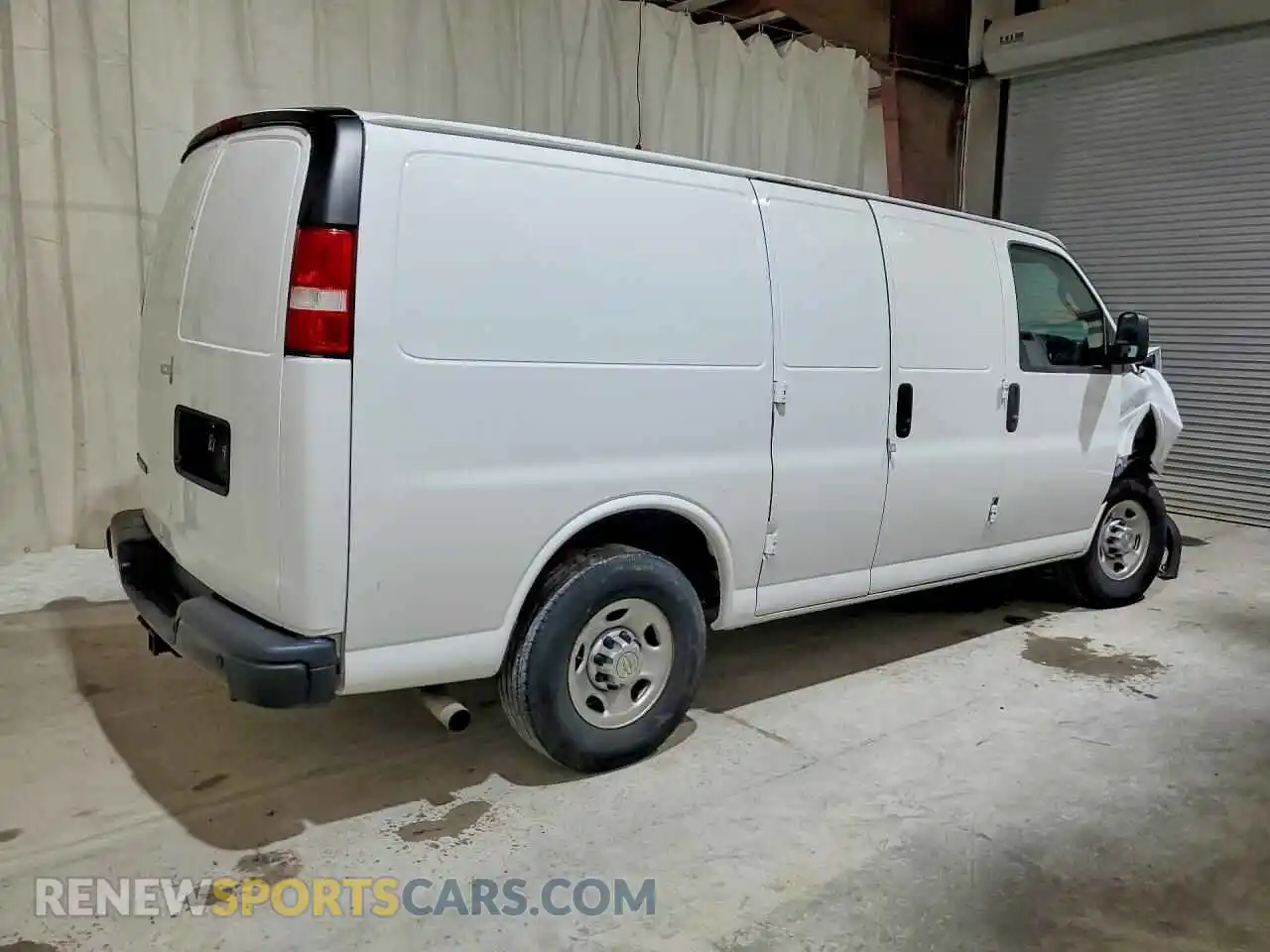 3 Фотография поврежденного автомобиля 1GCWGAFP0P1108199 CHEVROLET EXPRESS 2023