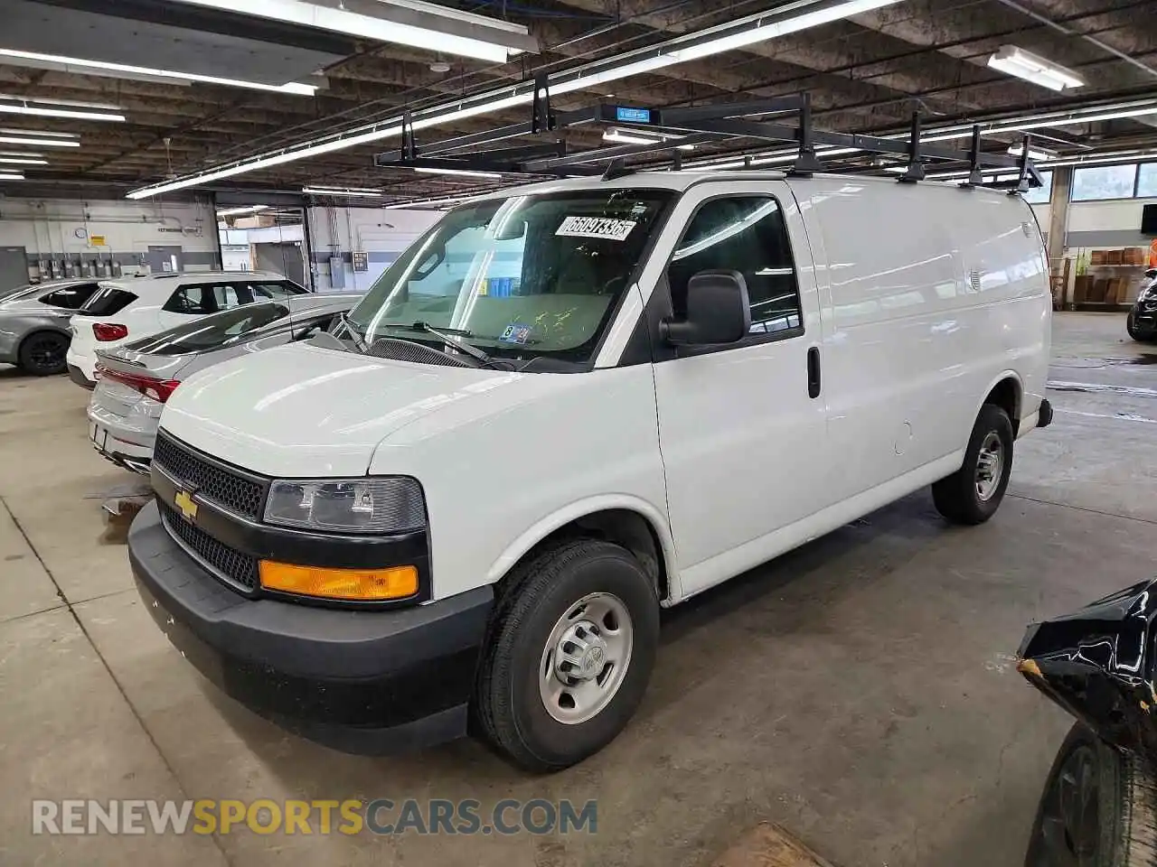 1 Фотография поврежденного автомобиля 1GCWGAFP1P1242638 CHEVROLET EXPRESS 2023