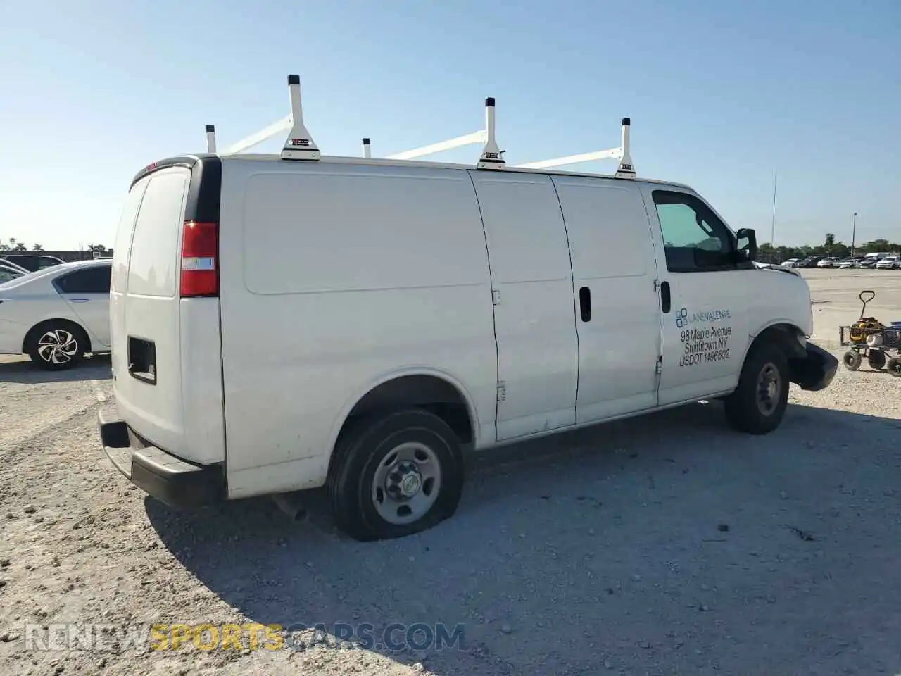 3 Photograph of a damaged car 1GCWGAFP2P1247685 CHEVROLET EXPRESS 2023