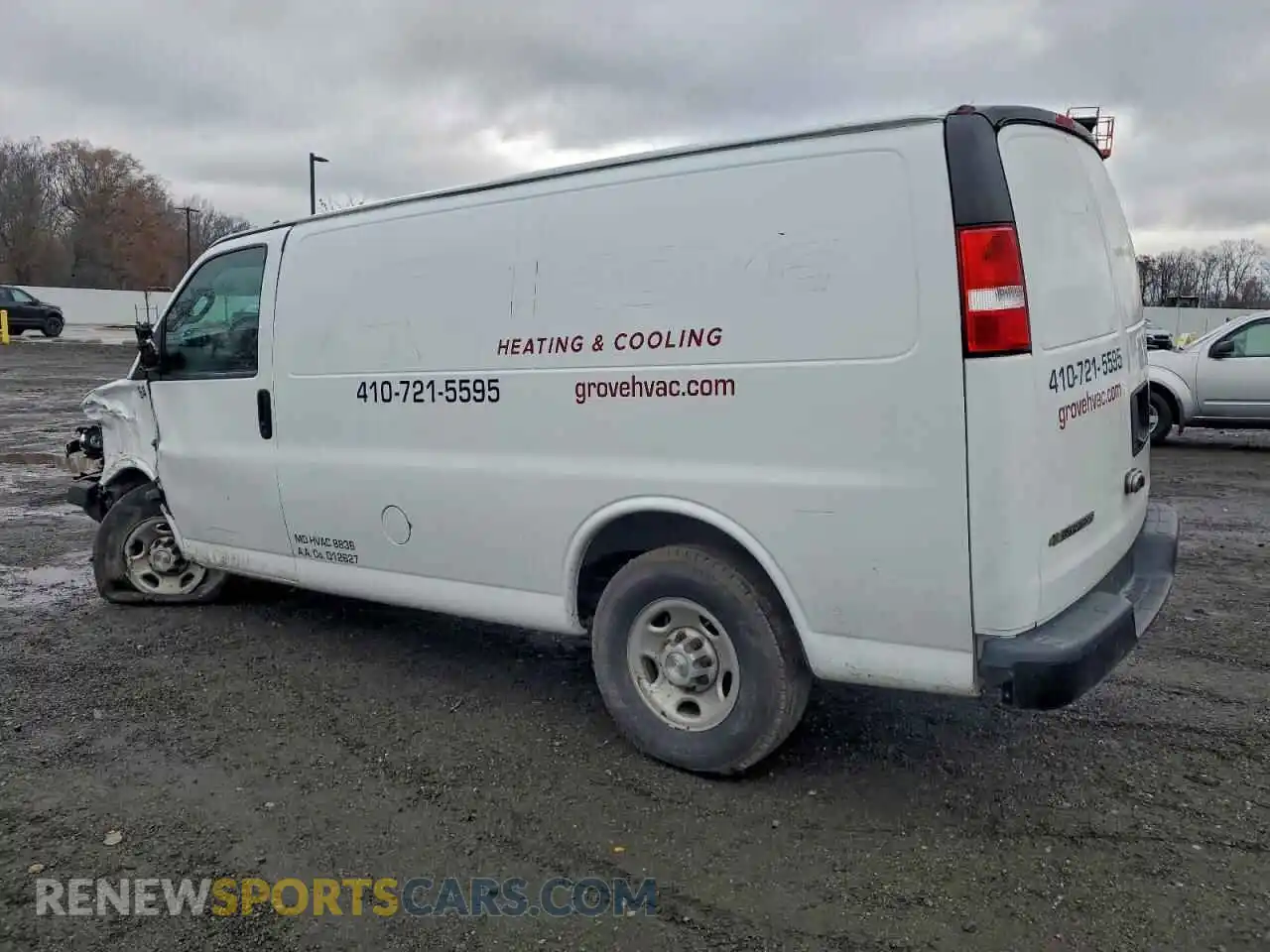 2 Photograph of a damaged car 1GCWGAFP3P1157266 CHEVROLET EXPRESS 2023
