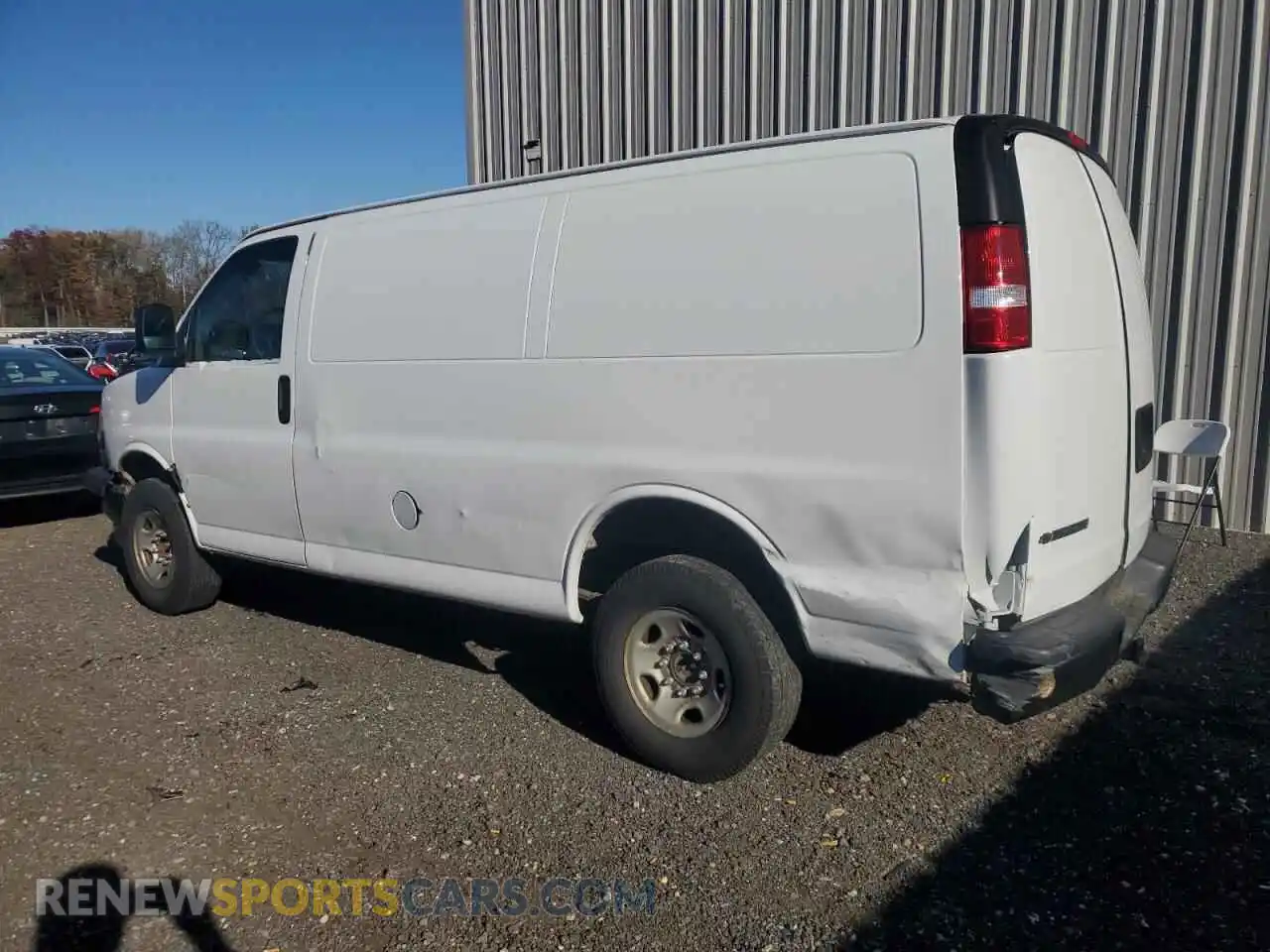 2 Photograph of a damaged car 1GCWGAFP3P1184760 CHEVROLET EXPRESS 2023
