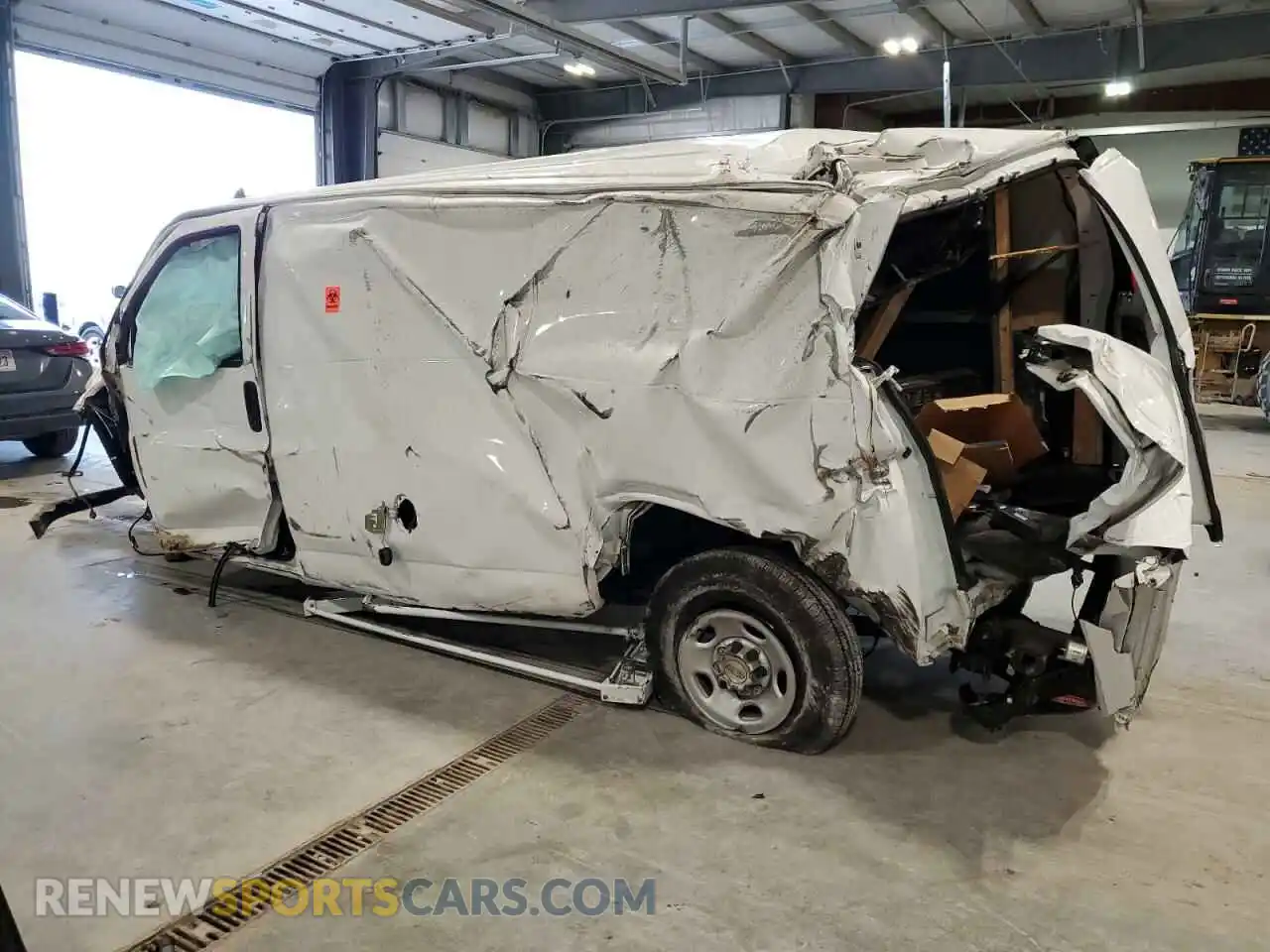 2 Photograph of a damaged car 1GCWGAFP4P1242231 CHEVROLET EXPRESS 2023