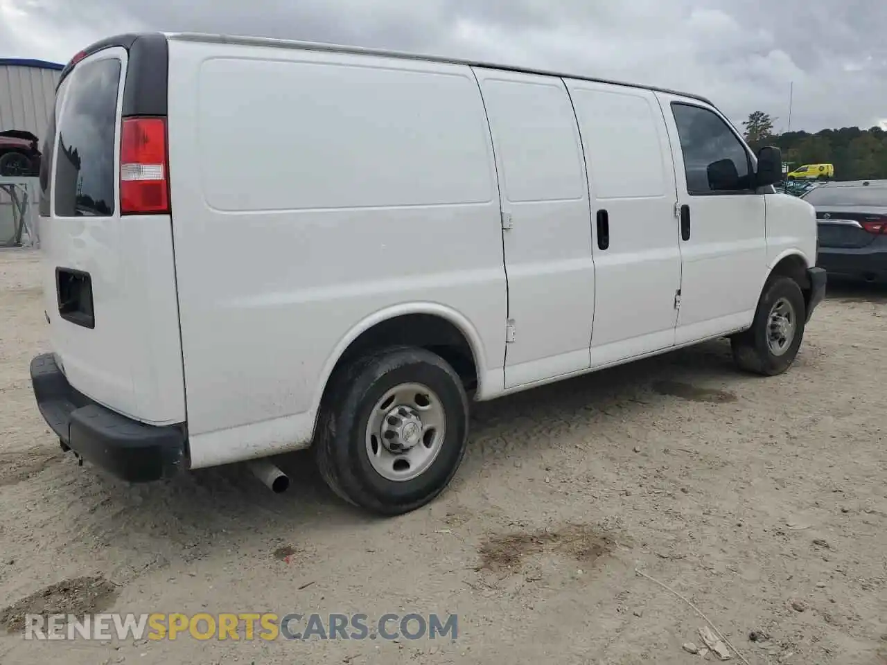 3 Photograph of a damaged car 1GCWGAFP6P1113701 CHEVROLET EXPRESS 2023