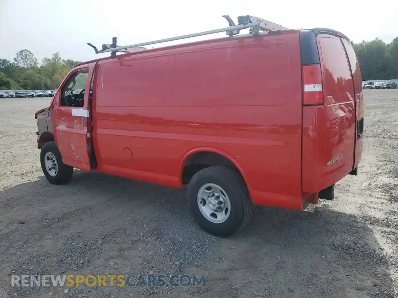 2 Фотография поврежденного автомобиля 1GCWGAFP6P1259550 CHEVROLET EXPRESS 2023