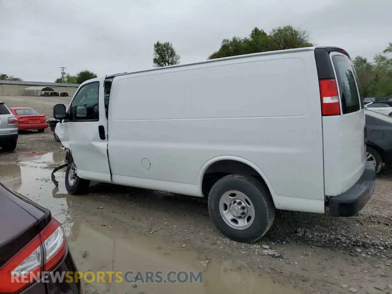 2 Photograph of a damaged car 1GCWGAFPXP1224672 CHEVROLET EXPRESS 2023