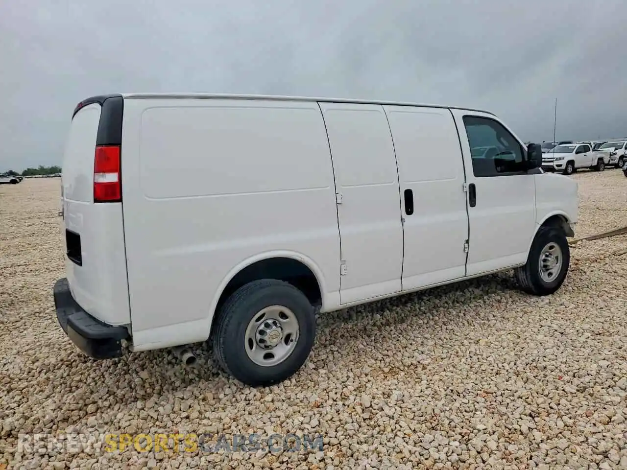 3 Photograph of a damaged car 1GCWGAF71R1289493 CHEVROLET EXPRESS 2024