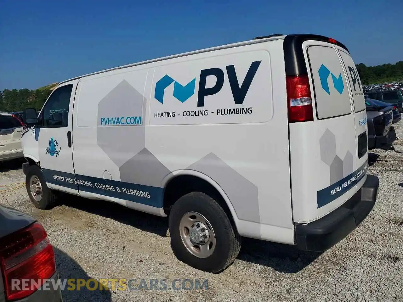 2 Photograph of a damaged car 1GCWGAFP1R1250161 CHEVROLET EXPRESS 2024