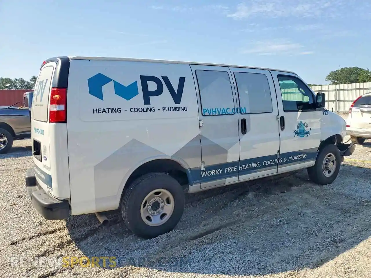 3 Photograph of a damaged car 1GCWGAFP1R1250161 CHEVROLET EXPRESS 2024