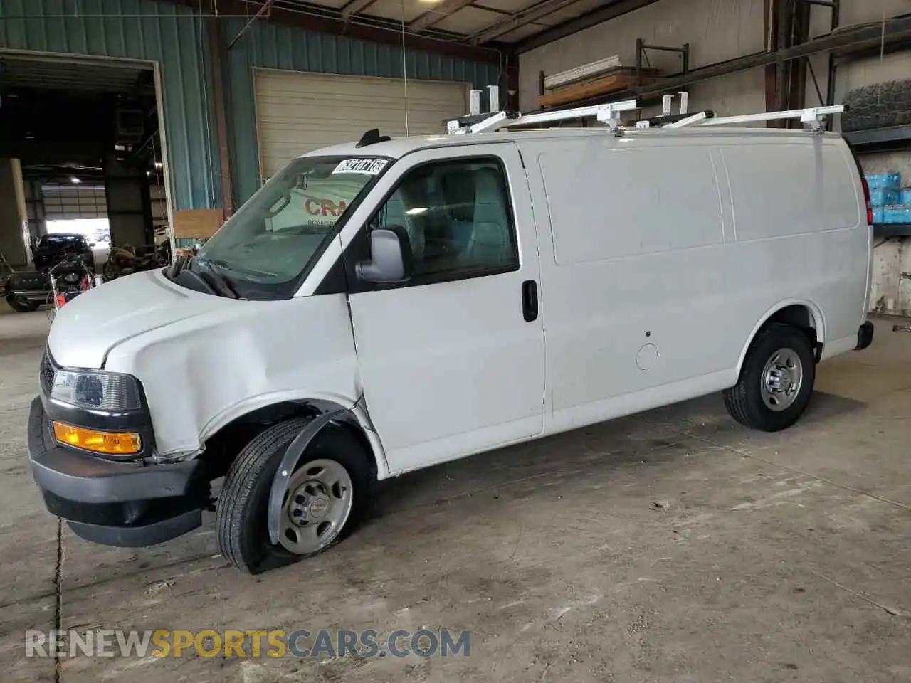 1 Photograph of a damaged car 1GCWGAFP2R1174904 CHEVROLET EXPRESS 2024