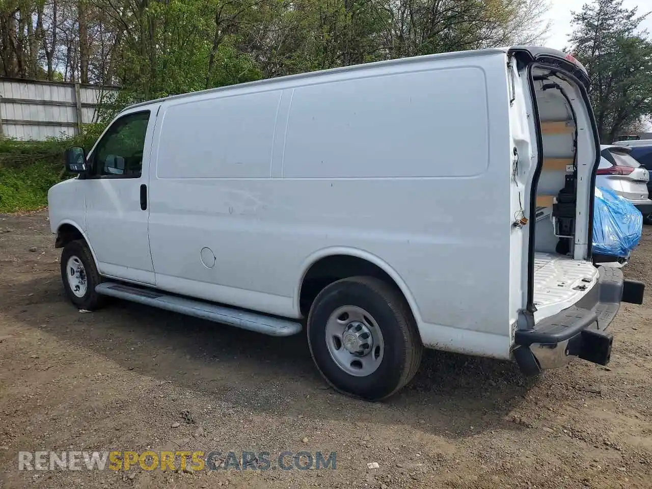 2 Photograph of a damaged car 1GCWGAFP4R1289178 CHEVROLET EXPRESS 2024