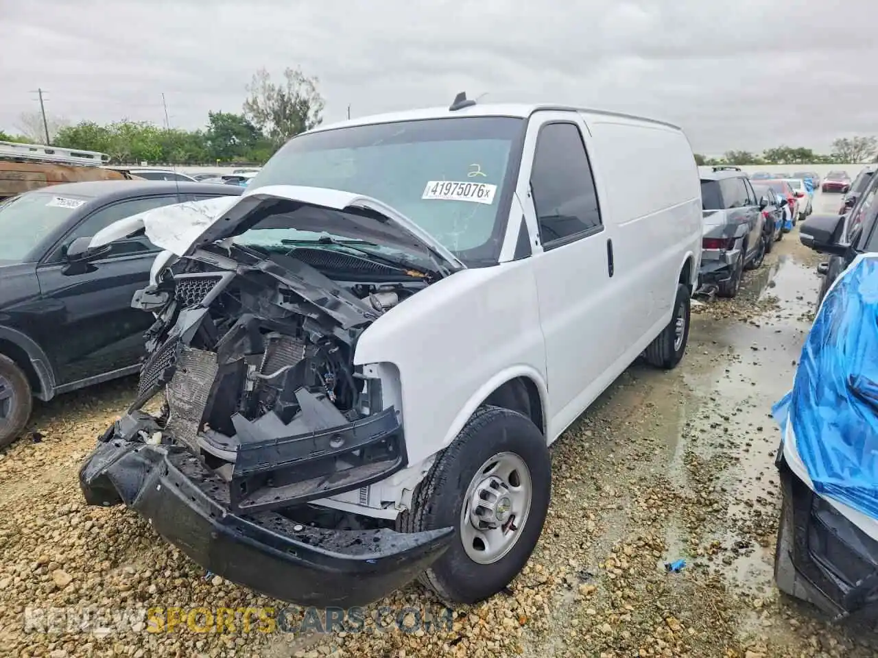 1 Фотография поврежденного автомобиля 1GCWGAFP7R1205564 CHEVROLET EXPRESS 2024