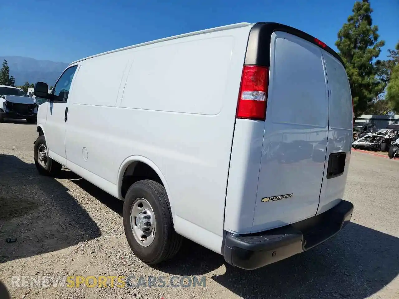 2 Photograph of a damaged car 1GCWGAFP9R1247024 CHEVROLET EXPRESS 2024