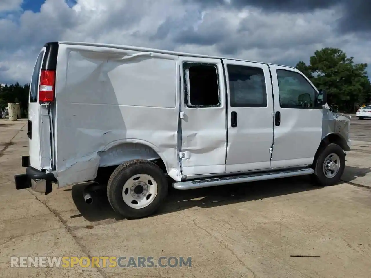 3 Фотография поврежденного автомобиля 1GCWGAFP0S1160635 CHEVROLET EXPRESS 2025