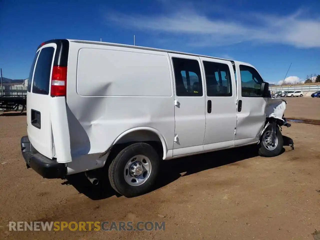 3 Photograph of a damaged car 1GCWGAFP0S1278586 CHEVROLET EXPRESS 2025