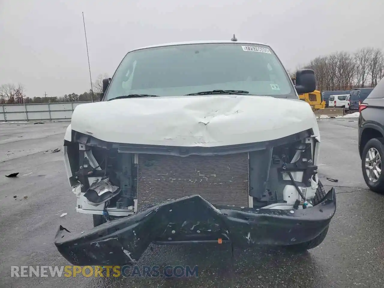 2 Фотография поврежденного автомобиля 1GCWGAFP3S1230774 CHEVROLET EXPRESS 2025