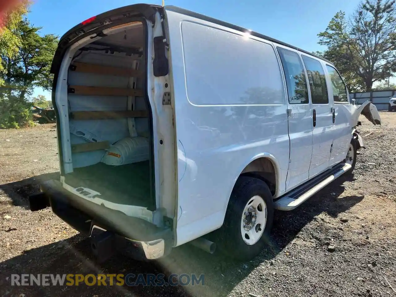 3 fotografías del automóvil dañado 1GCWGAFP4S1196067 CHEVROLET EXPRESS 2025