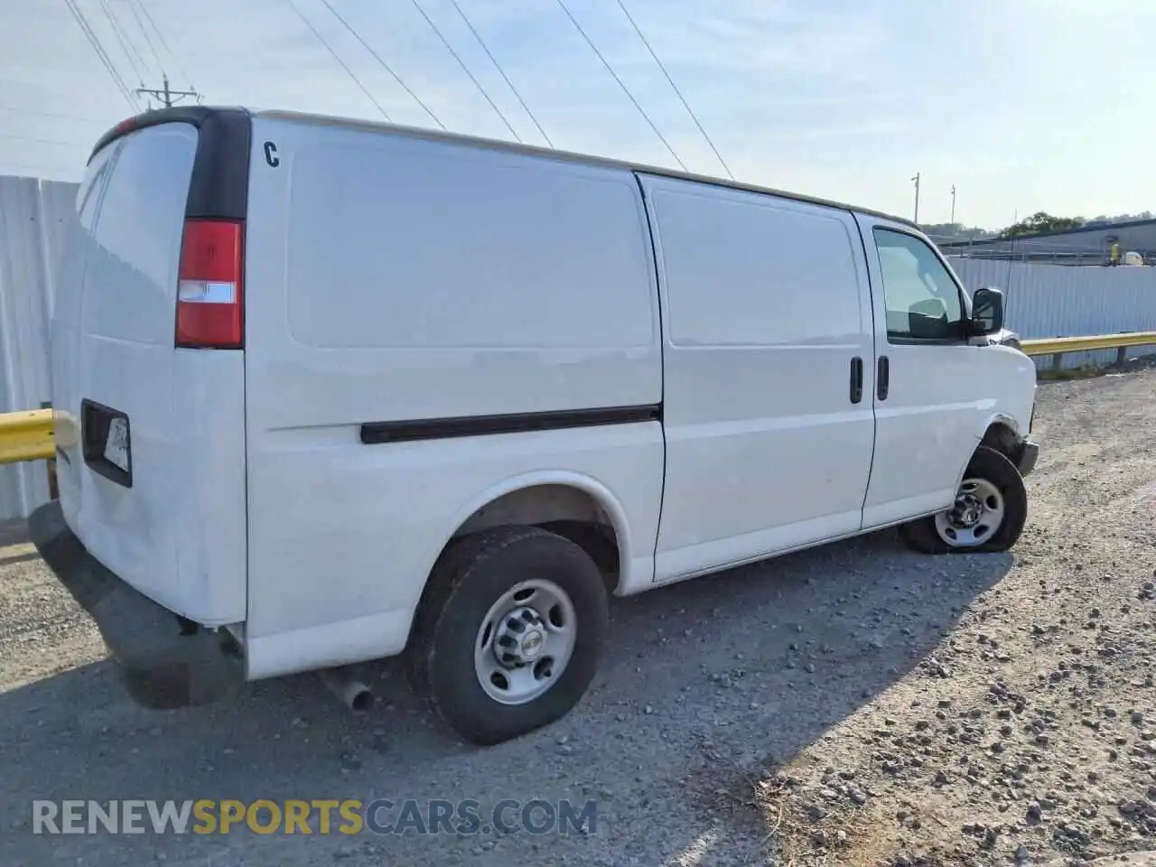 3 Фотография поврежденного автомобиля 1GCWGAFP8S1263480 CHEVROLET EXPRESS 2025