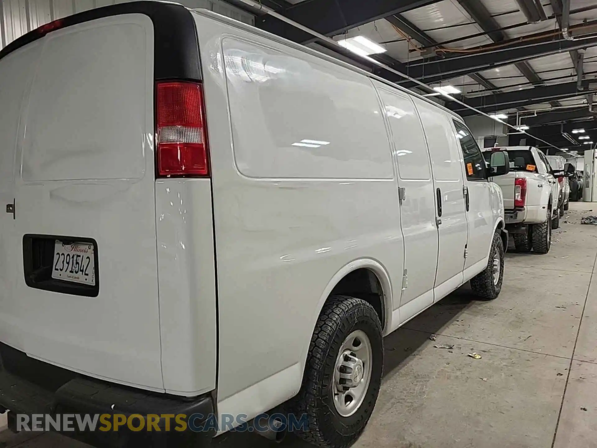1 Photograph of a damaged car 1GCWGAFP4K1246286 CHEVROLET EXPRESS 2500 2019