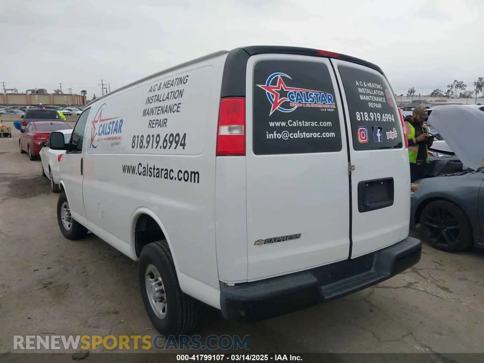 3 Photograph of a damaged car 1GCWGAFP6K1243793 CHEVROLET EXPRESS 2500 2019