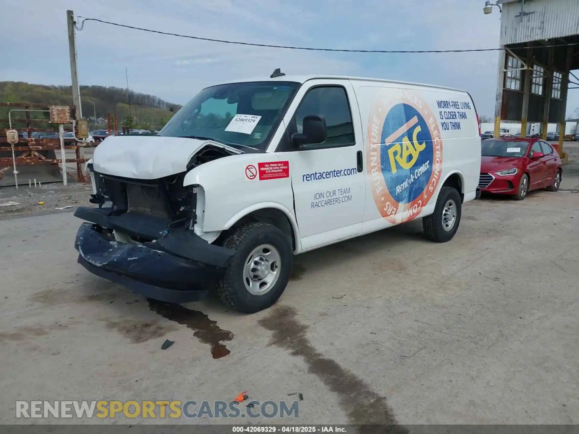 2 Photograph of a damaged car 1GCWGAFP6K1369099 CHEVROLET EXPRESS 2500 2019